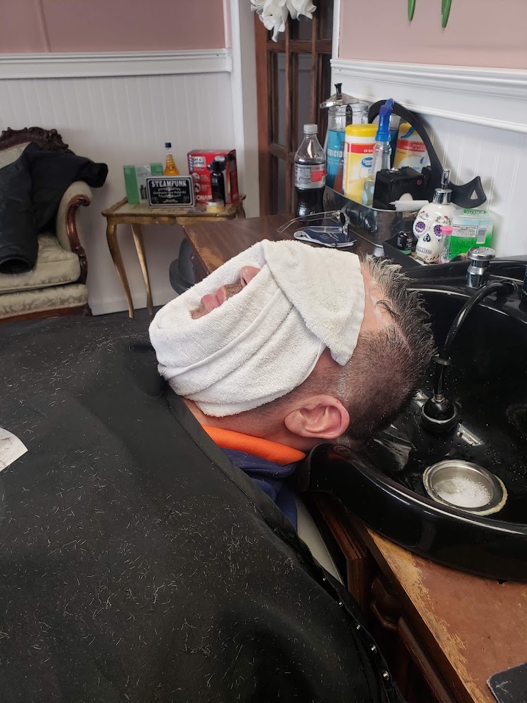 Cuts and Shaves by Alex 13619