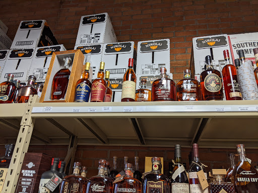 Wine Store «Vestal Wine & Liquor Store», reviews and photos, 146 Vestal Pkwy W, Vestal, NY 13850, USA