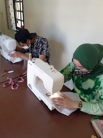 Kursus Jahit dan Pola : Fashion Project Indonesia
