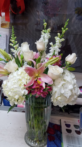 Florist «Just For You Flowers & Gifts (Same Day Delivery)», reviews and photos, 14 Washington St, Morristown, NJ 07960, USA