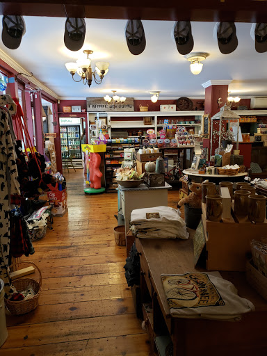 Grocery Store «Shawnee General Store», reviews and photos, 542 River Rd, Smithfield Township, PA 18356, USA