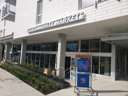 Natural Foods Store «PCC Natural Markets - West Seattle», reviews and photos, 2749 California Ave SW, Seattle, WA 98116, USA