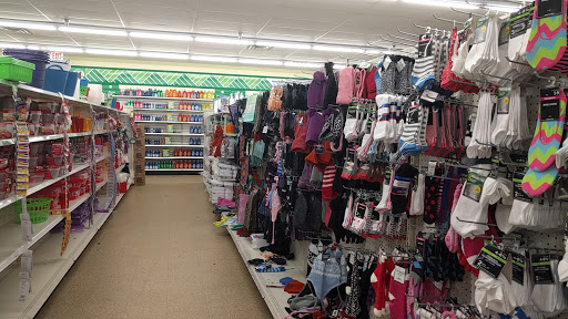 Dollar Store «Dollar Tree», reviews and photos, 330 Connecticut Ave #7, Norwalk, CT 06854, USA