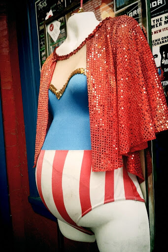 Collectibles Store «B4», reviews and photos, 2707 Main St, Dallas, TX 75226, USA