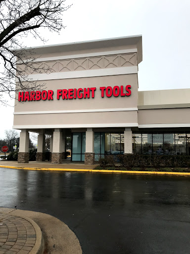Hardware Store «Harbor Freight Tools», reviews and photos, 22330 S Sterling Blvd STE 101, Sterling, VA 20164, USA