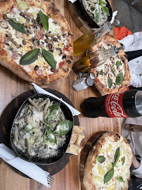 Plats et boissons du Restaurant O' Flagrant Délice Pizza à Gennevilliers - n°11