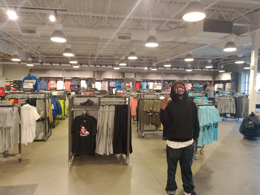 Shopping Mall «Williamsburg Premium Outlets», reviews and photos, 5715 Richmond Rd, Williamsburg, VA 23188, USA