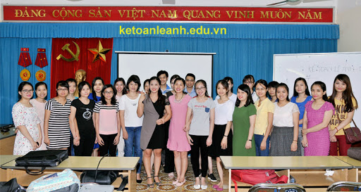 Training Center general accounting practices Le Anh