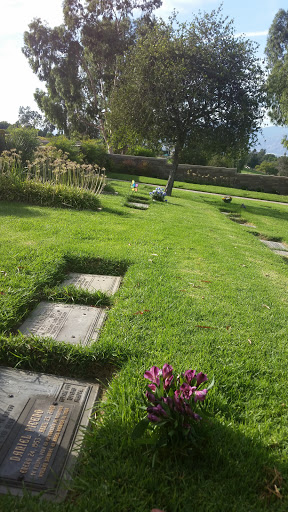 Funeral Home «Forest Lawn - Covina Hills», reviews and photos, 21300 Via Verde Drive, Covina, CA 91724, USA