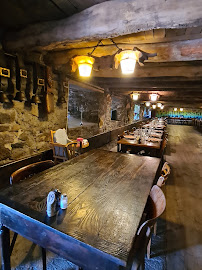 Atmosphère du Restaurant Buron de la Sistre à Saint-Chély-d'Aubrac - n°5