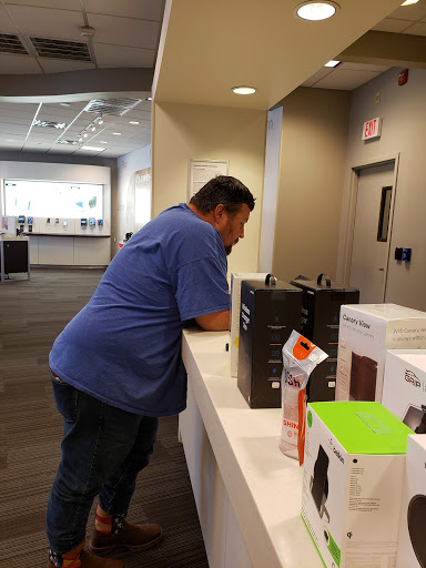 Cell Phone Store «Verizon», reviews and photos, 1815 Glenn Blvd SW, Fort Payne, AL 35968, USA