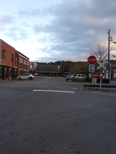 Grocery Store «Rockmart Farmers Market», reviews and photos, Water St, Rockmart, GA 30153, USA