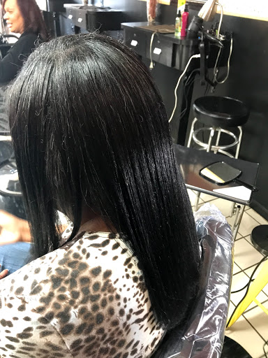 Beauty Salon «Queen B Beauty & Hair Salon», reviews and photos, 1588 Veterans Memorial Hwy SW #204, Austell, GA 30168, USA