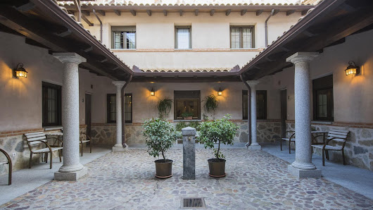 Casa Rural “Los Laureles 2”. C. Angosta, 13, 45480 Urda, Toledo, España