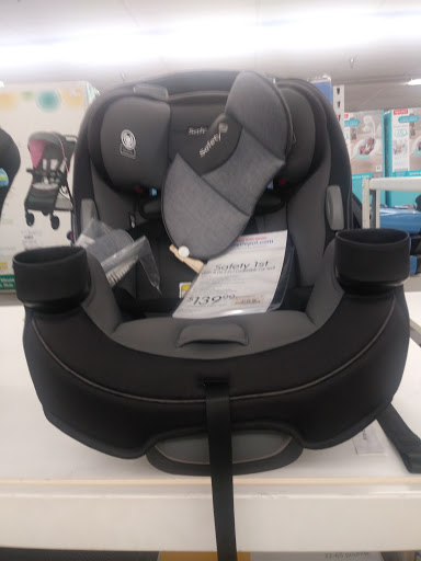 Shopping Mall «Perring Plaza Shopping Center», reviews and photos, 1991 E Joppa Rd, Parkville, MD 21234, USA