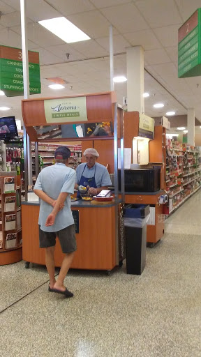 Shopping Mall «Lake Village Shopping MallKitchengaets», reviews and photos, 10601 US-441, Leesburg, FL 34788, USA