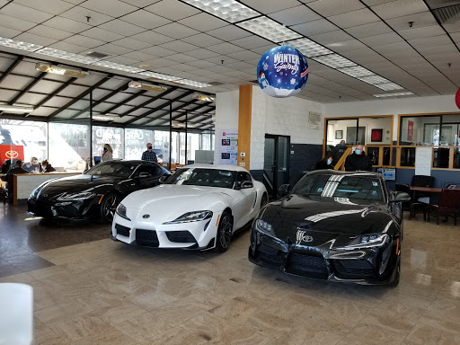Toyota Dealer «Stephen Toyota», reviews and photos, 1069 Farmington Ave, Bristol, CT 06010, USA