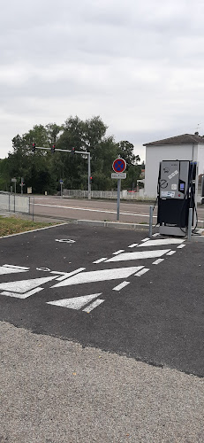 Borne de recharge de véhicules électriques MObiVE Station de recharge Bessines-sur-Gartempe