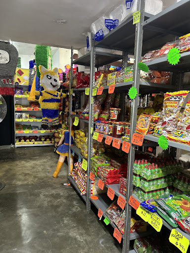 Dulcería León en San Nicolás de los Garza