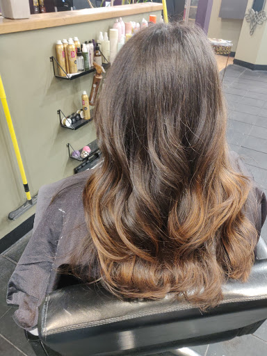 Hair Salon «Primp Hair Salon», reviews and photos, 18300 Minnetonka Blvd, Wayzata, MN 55391, USA