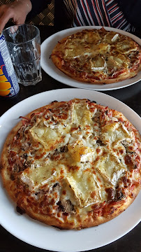 Plats et boissons du Pizzeria Peppers Pizzas à Rives-en-Seine - n°11