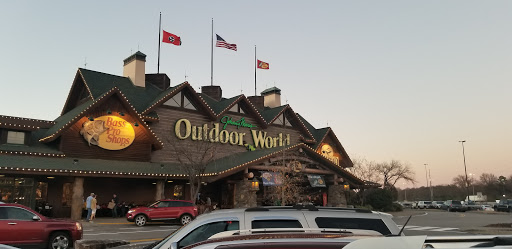 Sporting Goods Store «Bass Pro Shops», reviews and photos, 323 Opry Mills Dr, Nashville, TN 37214, USA
