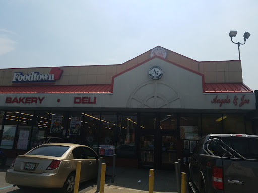 Grocery Store «Foodtown of New Rochelle», reviews and photos, 430 Pelham Rd, New Rochelle, NY 10805, USA