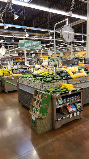 Grocery Store «Fresh Thyme Farmers Market- Bloomington IN», reviews and photos, 3600 W 3rd St, Bloomington, IN 47404, USA