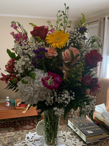 Florist «Wood Bros Flrsts Inc», reviews and photos, 651 Bridge St, Lowell, MA 01850, USA