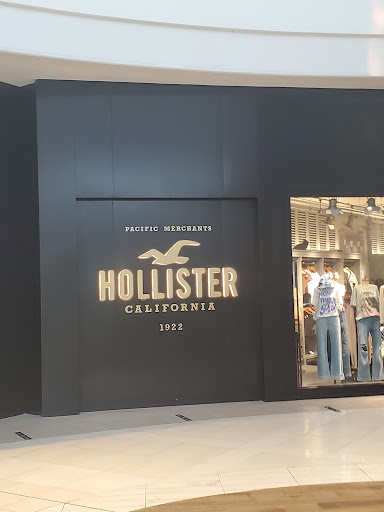 Cosmetics Store «SEPHORA», reviews and photos, 55 Parsonage Rd, Edison, NJ 08837, USA