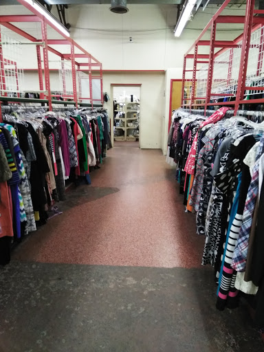 Thrift Store «Community Thrift Store», reviews and photos, 3440 Grand Ave, Gurnee, IL 60031, USA