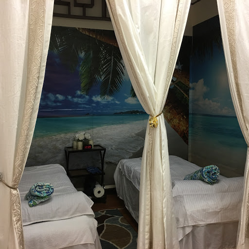 Foot Massage Parlor «Dragon Foot Spa & Massage», reviews and photos, 4755 PGA Boulevard, Palm Beach Gardens, FL 33418, USA