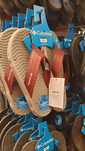 Sportswear Store «Columbia Sportswear», reviews and photos, 18 West Lightcap Rd #0601, Pottstown, PA 19464, USA