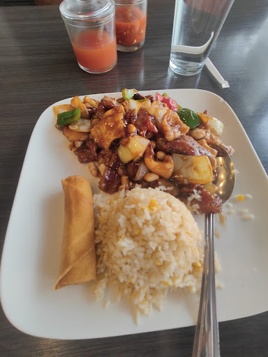 Lotus Chinese Cuisine image