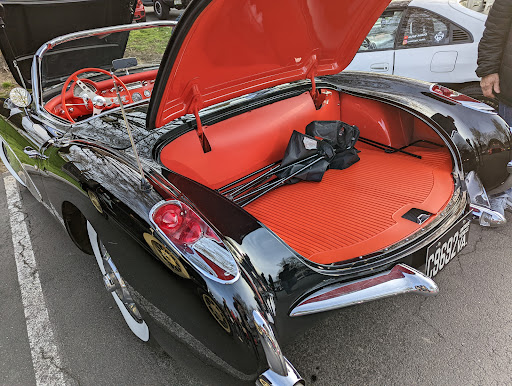 Shopping Mall «Village Centre», reviews and photos, 776 Walker Rd, Great Falls, VA 22066, USA