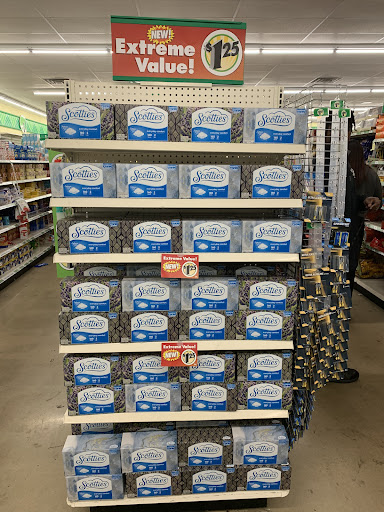 Dollar Store «Dollar Tree», reviews and photos, 4811 Edgmont Ave, Brookhaven, PA 19015, USA