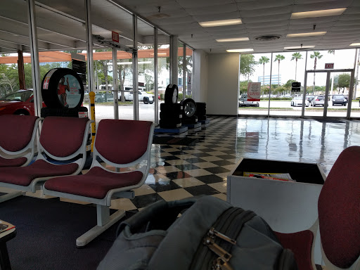 Tire Shop «Firestone Complete Auto Care», reviews and photos, 4901 W Kennedy Blvd, Tampa, FL 33609, USA