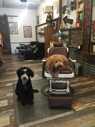 Barber Shop «The Foxx and Hound Family Barber Shop and Hair Studio», reviews and photos, 3677 Taylor Rd, Loomis, CA 95650, USA