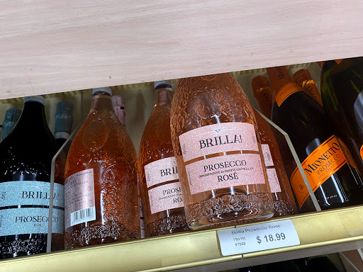 Liquor Store «Plainsboro Wine & Liquor», reviews and photos, 10 Schalks Crossing Rd #7, Plainsboro Township, NJ 08536, USA