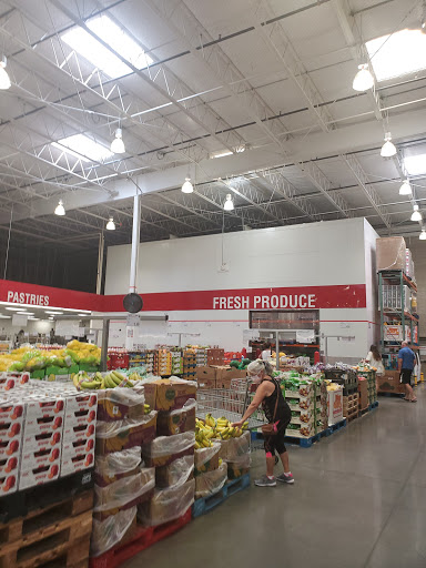 Warehouse store «Costco Wholesale», reviews and photos, 10088 Gulf Center Dr, Fort Myers, FL 33913, USA
