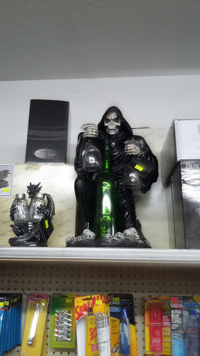 Discount Store «Somerset Discount Store», reviews and photos, 319 E Main St, Somerset, PA 15501, USA