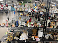 Alma School & Queen Creek Goodwill Retail Store and Donation Center - Photo 8 - Car repair in Chandler, AZ, Chandler