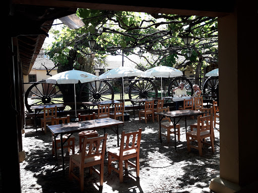 Información y opiniones sobre Mesón Casa Lucinio de Santiago Millas