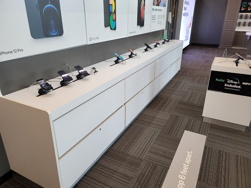 Cell Phone Store «Verizon Authorized Retailer, TCC», reviews and photos, 7727 Glenlivet Dr W, Fogelsville, PA 18051, USA