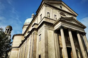 Basilica di San Vittore - Verbania Intra image