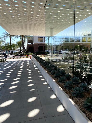 Computer Store «Apple Biltmore», reviews and photos, 2502 E Camelback Rd, Phoenix, AZ 85016, USA