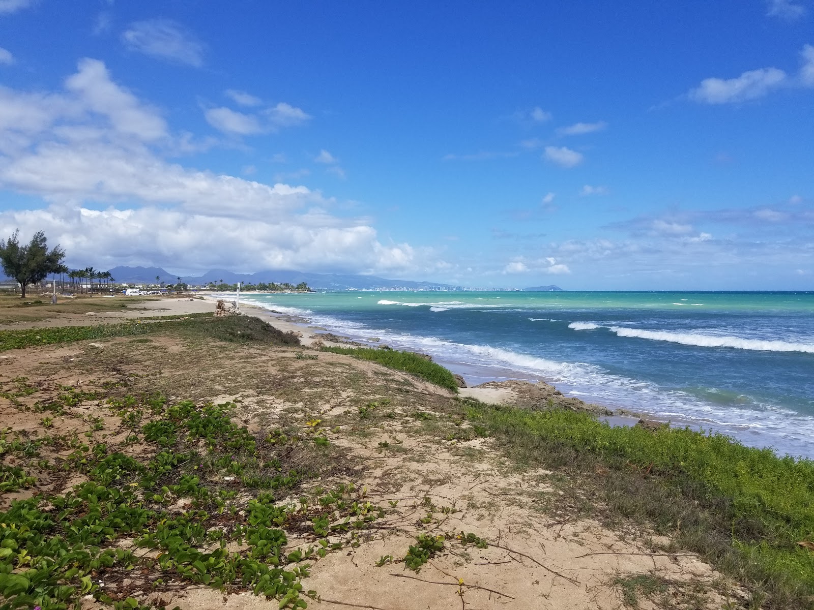 Foto van Ula'Ula Beach met hoog niveau van netheid