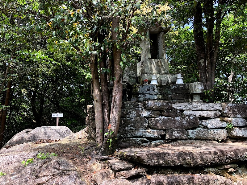 烏岳宮地嶽神社