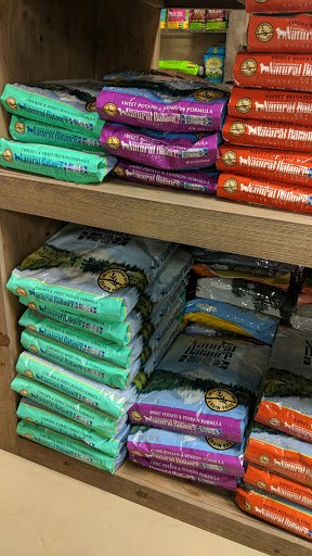 Pet Supply Store «Thomaston Feed», reviews and photos, 141 Watertown Rd, Thomaston, CT 06787, USA