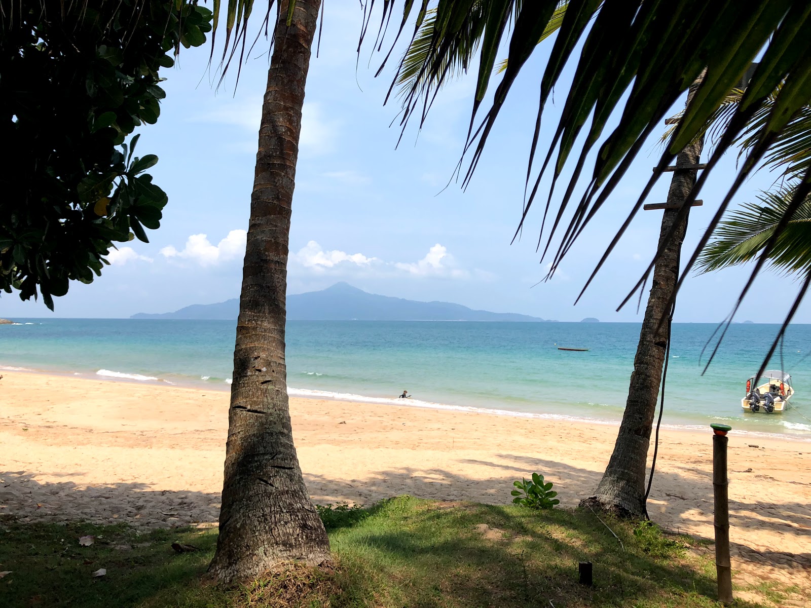 Foto von Sea Gypsy Resort beach mit geräumiger strand